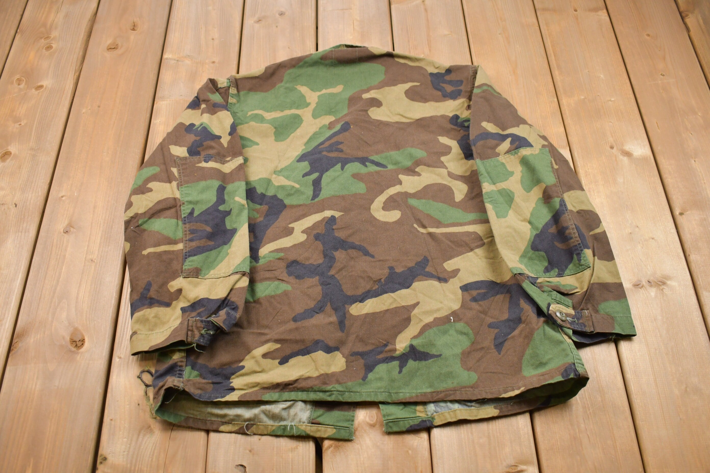 2001 Vintage Military Camo Button Up Jacket / US Army Green / Vintage Army / Streetwear Fashion / Army Jacket