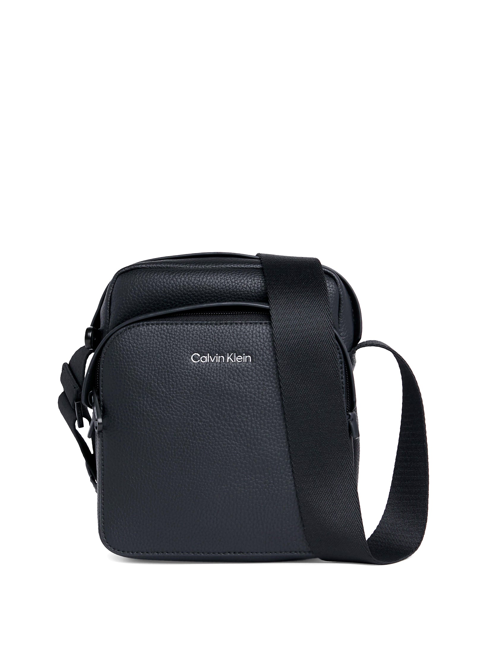 Calvin Klein Must Pebble Reporter Bag