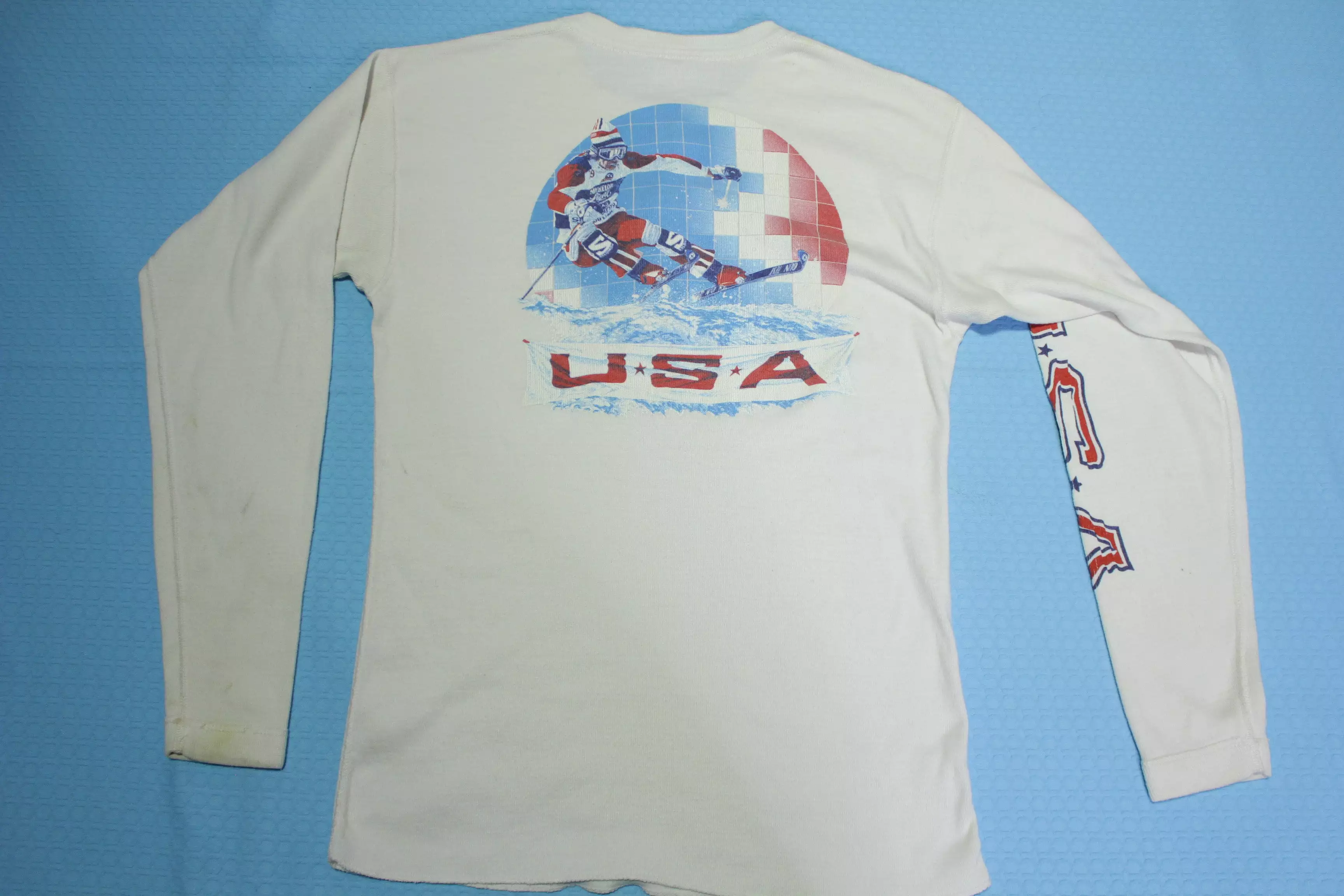 Michelob Light Vintage 80's USA Ski Team Henley Buffalo Shirts Tag Long Sleeve T-Shirt