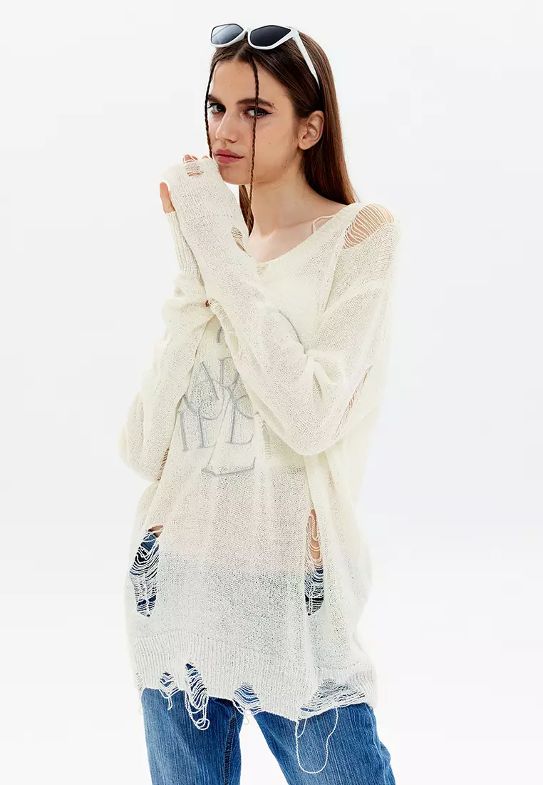 Ripped Embroidery Knit Sweater HH2812