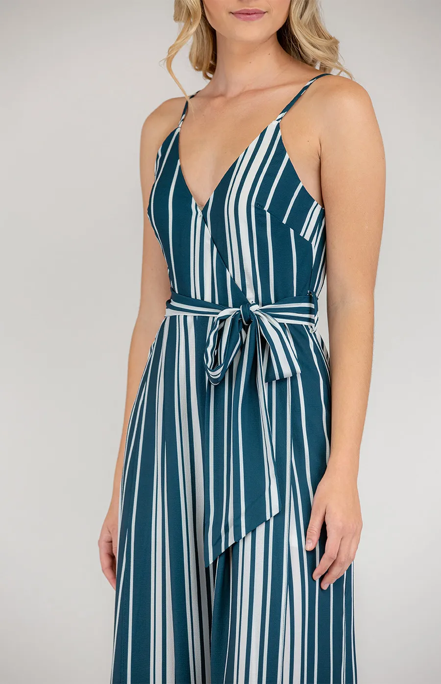 V-Neckline Stripe Maxi Wide Leg Jumpsuit (SJP2A-2)