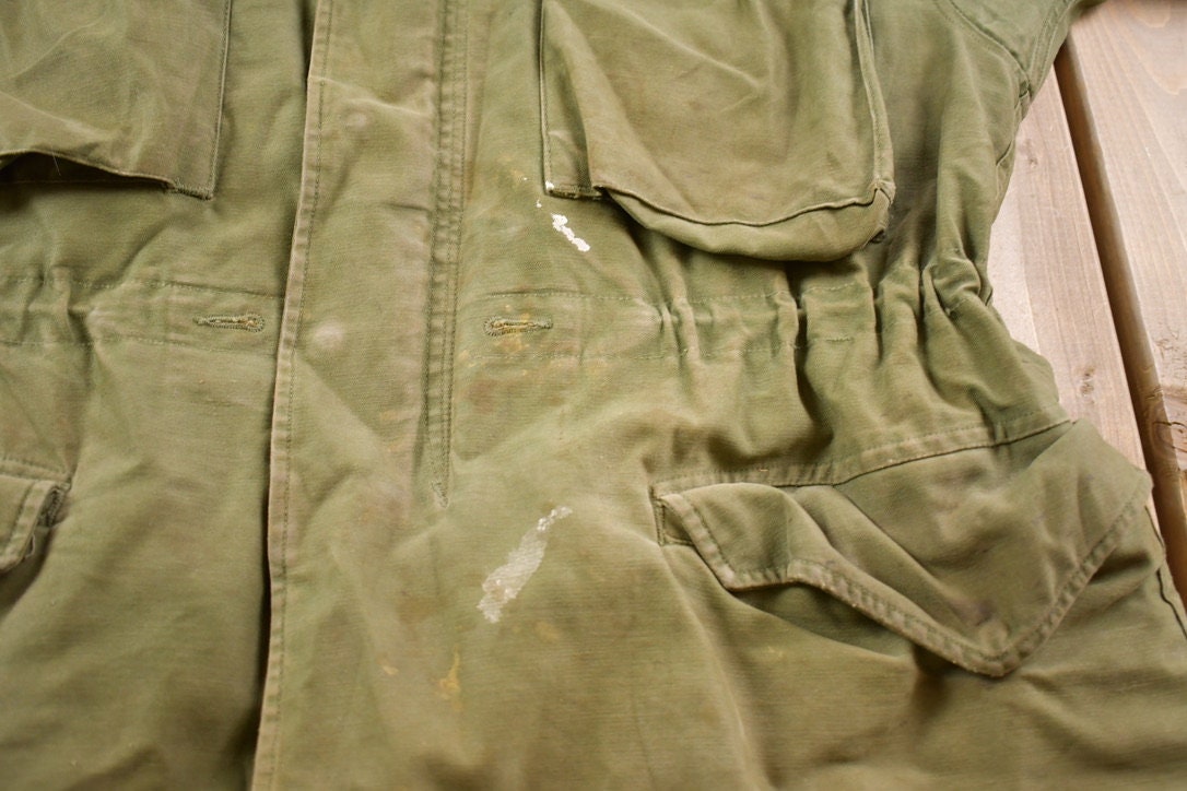 Vintage 1951 US Army Field Jacket Shell / Button Up Jacket / US Army Green / Vintage Army / Streetwear Fashion / Army Jacket