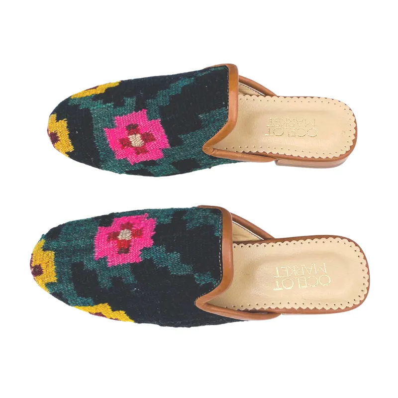 Women's Turkish Kilim Mule 9