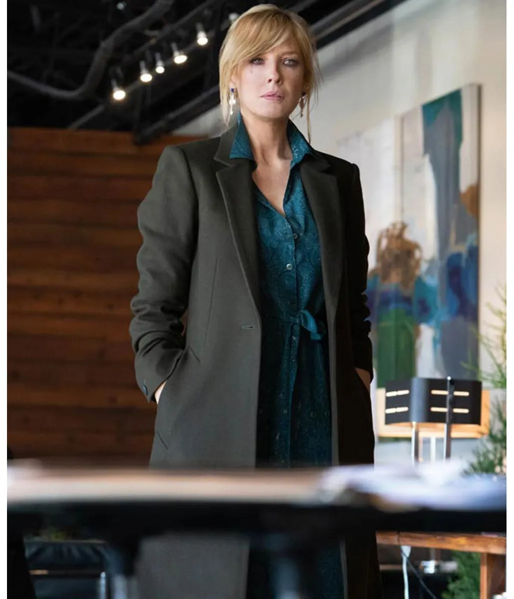 Yellowstone Season 03 Kelly Reilly Coat